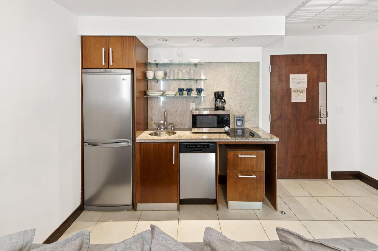מיאמי ביץ' Ocean Drive Apartments With Rooftop Pool, South Beach, Miami מראה חיצוני תמונה
