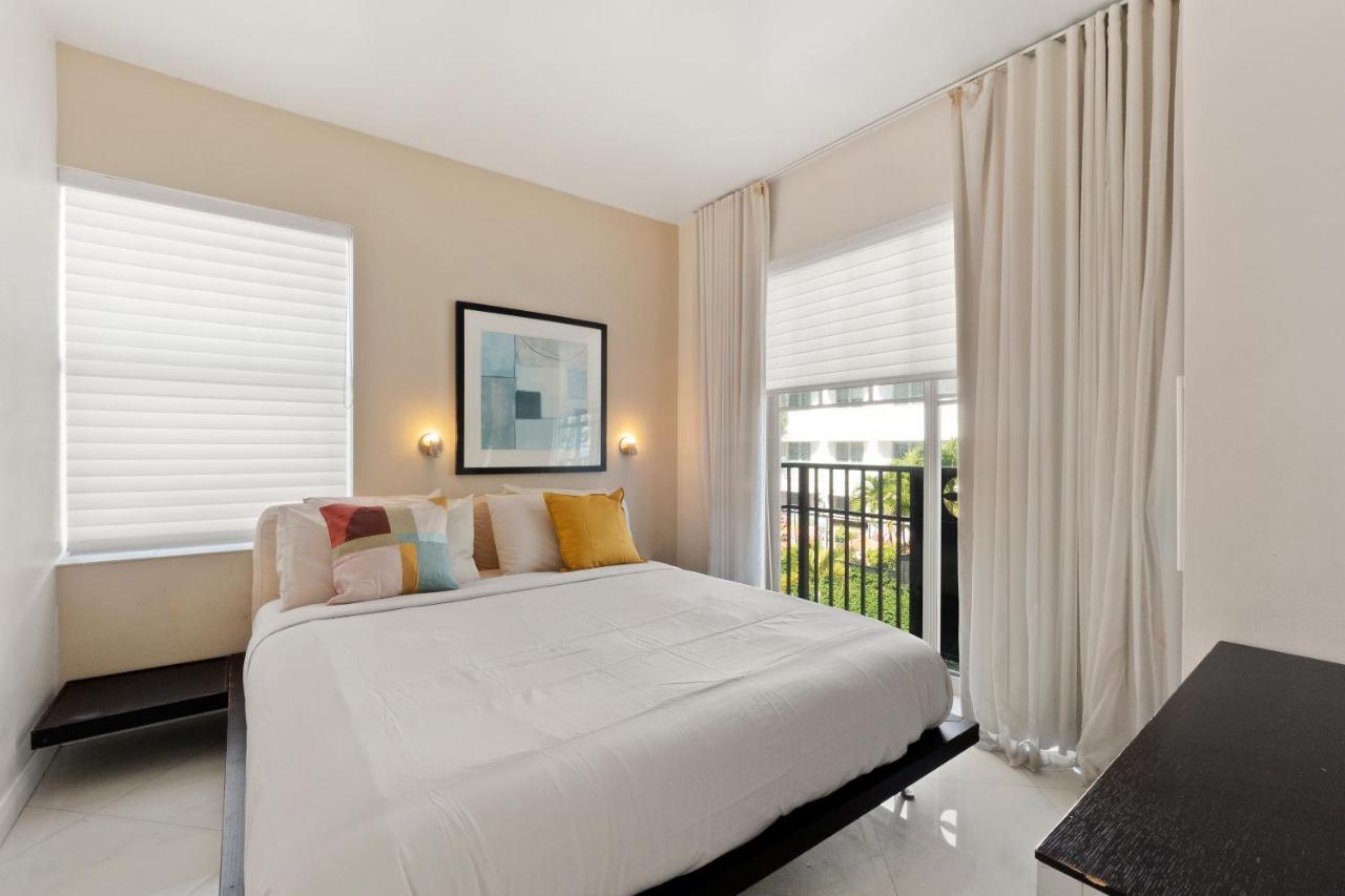 מיאמי ביץ' Ocean Drive Apartments With Rooftop Pool, South Beach, Miami מראה חיצוני תמונה