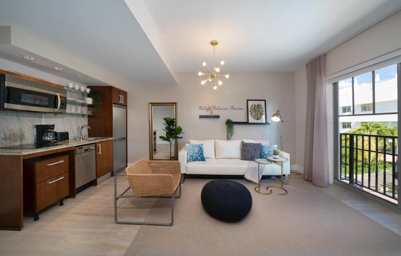 מיאמי ביץ' Ocean Drive Apartments With Rooftop Pool, South Beach, Miami מראה חיצוני תמונה