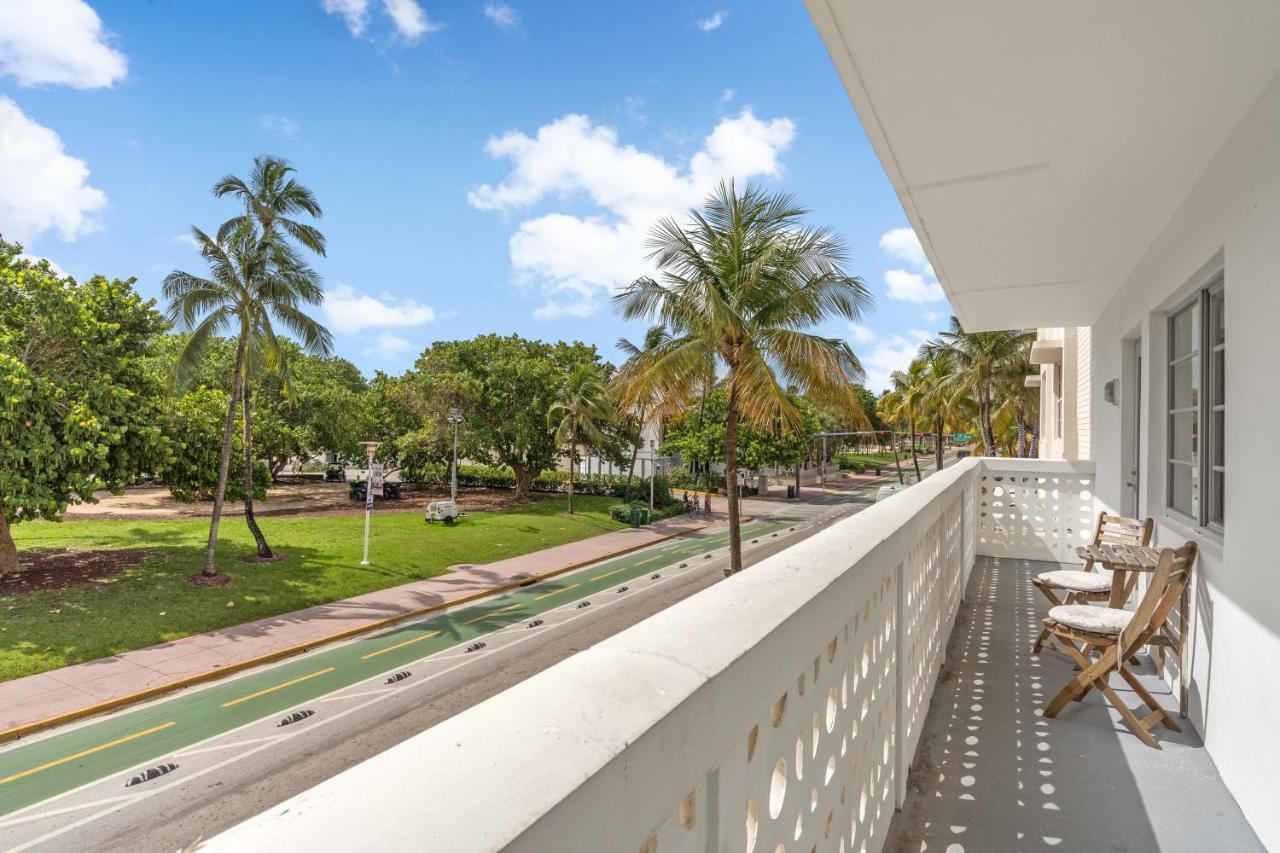 מיאמי ביץ' Ocean Drive Apartments With Rooftop Pool, South Beach, Miami מראה חיצוני תמונה