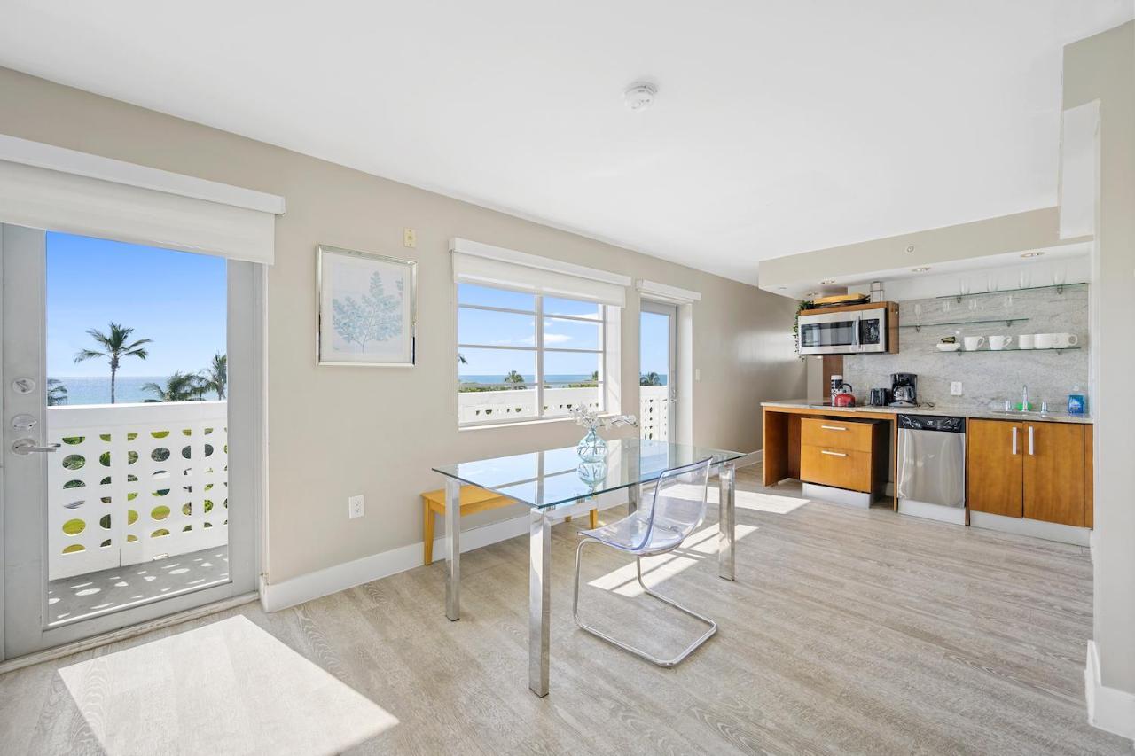 מיאמי ביץ' Ocean Drive Apartments With Rooftop Pool, South Beach, Miami מראה חיצוני תמונה