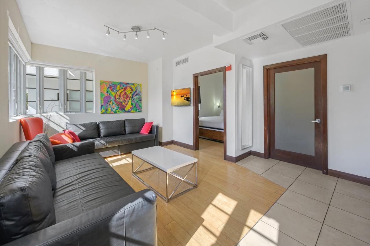 מיאמי ביץ' Ocean Drive Apartments With Rooftop Pool, South Beach, Miami מראה חיצוני תמונה