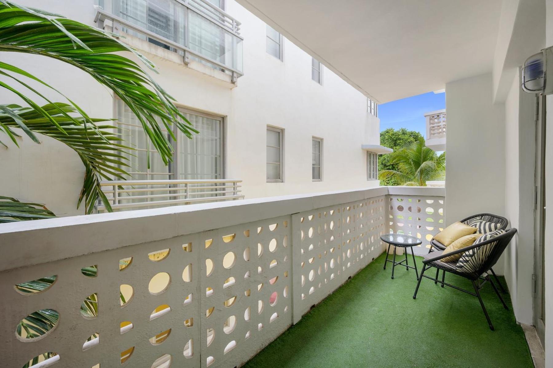 מיאמי ביץ' Ocean Drive Apartments With Rooftop Pool, South Beach, Miami מראה חיצוני תמונה