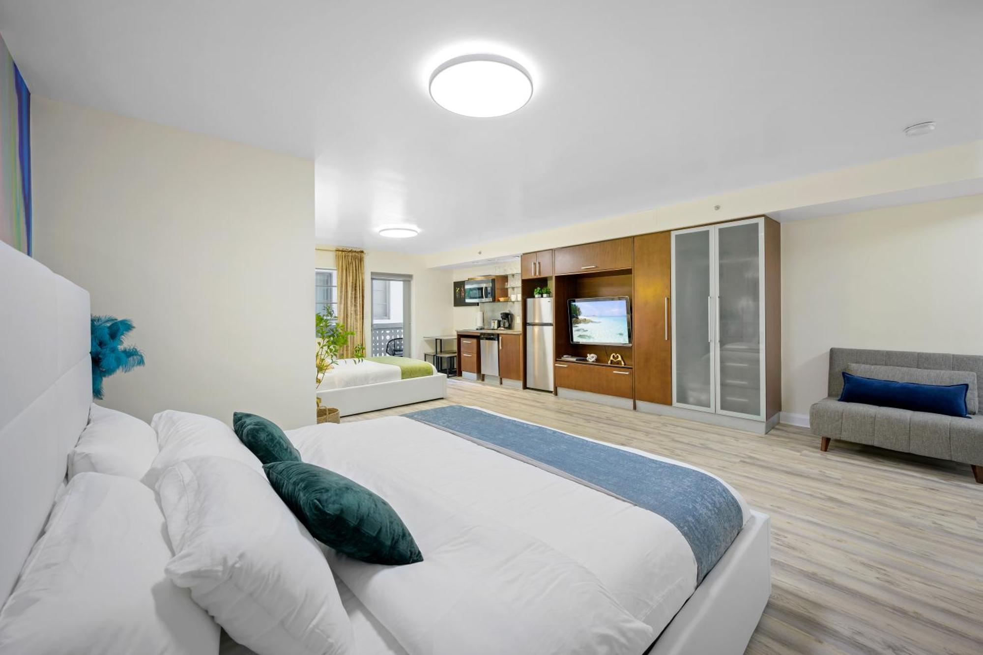 מיאמי ביץ' Ocean Drive Apartments With Rooftop Pool, South Beach, Miami מראה חיצוני תמונה